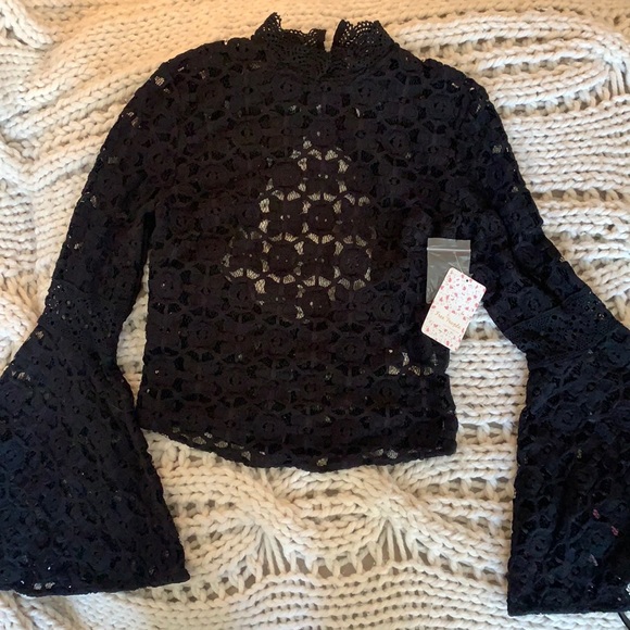 NWT Free People Kiss and Bell Sleeve Top XS - Picture 3 of 8